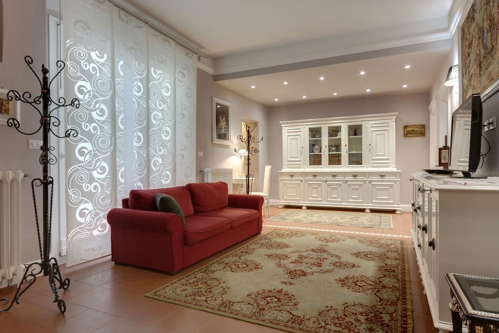 Florence Apartments Home Feeling Экстерьер фото