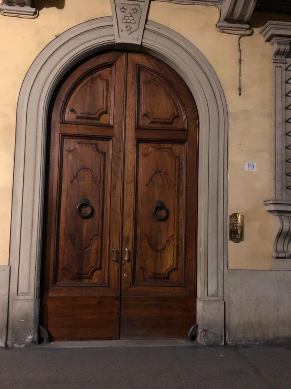 Florence Apartments Home Feeling Экстерьер фото